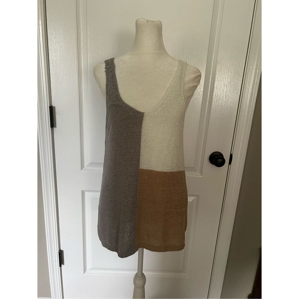 Unbranded Colorblocked Knitted Tank Top Size M 60% Acrylic